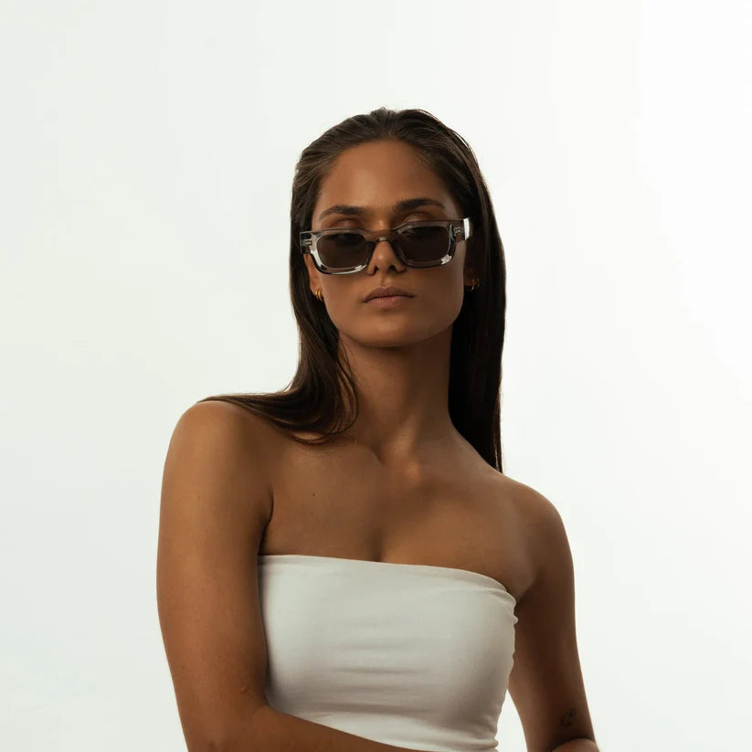 Classic Fit Sunglasses 1+1 gratis